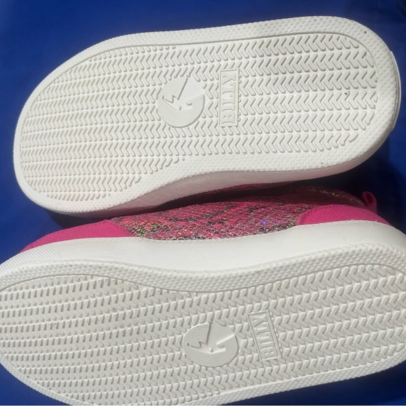 Sparkly sneakers! Billy Footwear, size 4W. Bright pink, glittering pink trim. - Picture 4 of 9